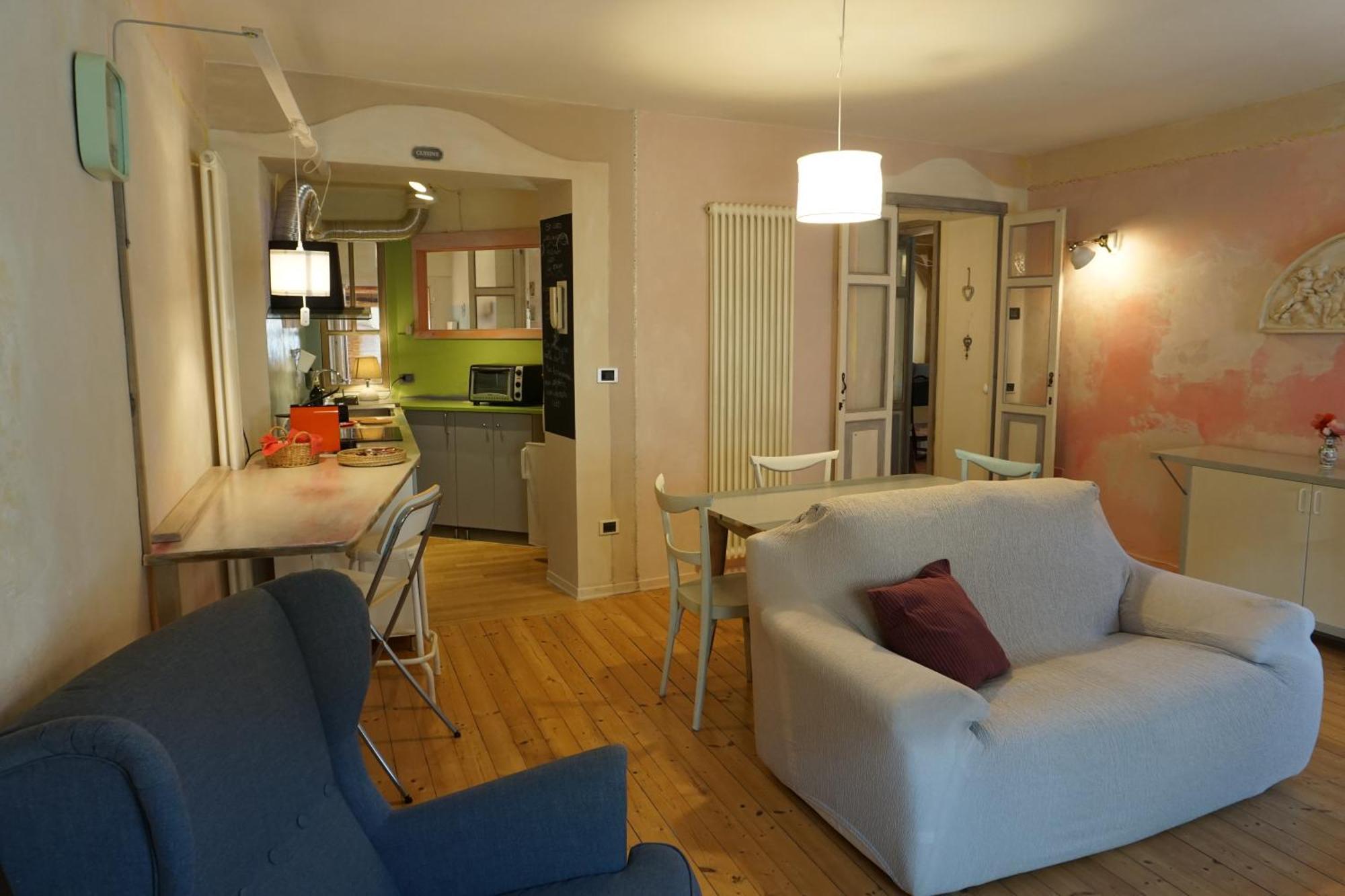 Graziosa Dimora Centro Storico Appartement Biella Buitenkant foto