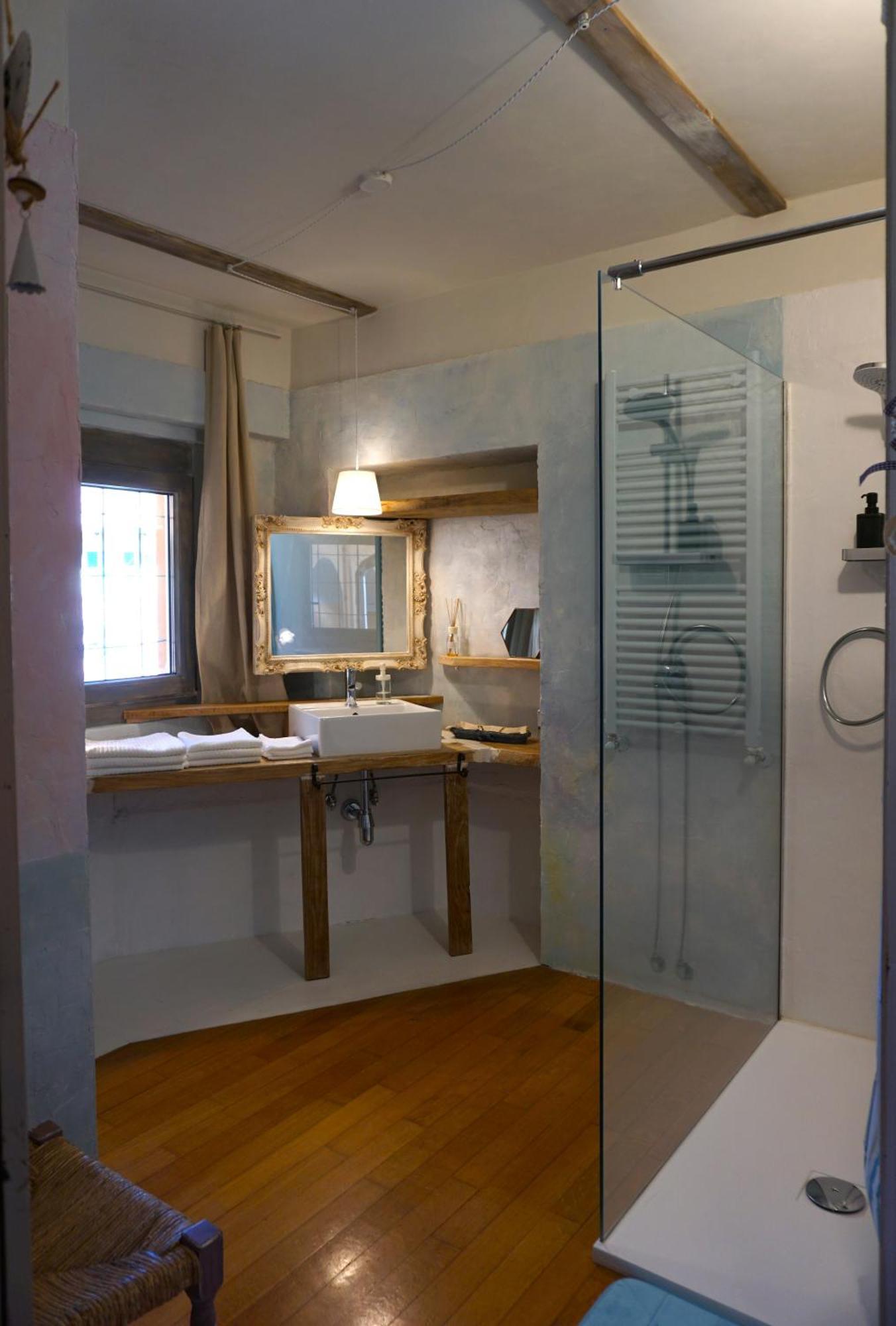 Graziosa Dimora Centro Storico Appartement Biella Buitenkant foto